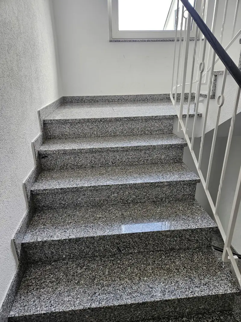 Gepflegtes Treppenhaus
